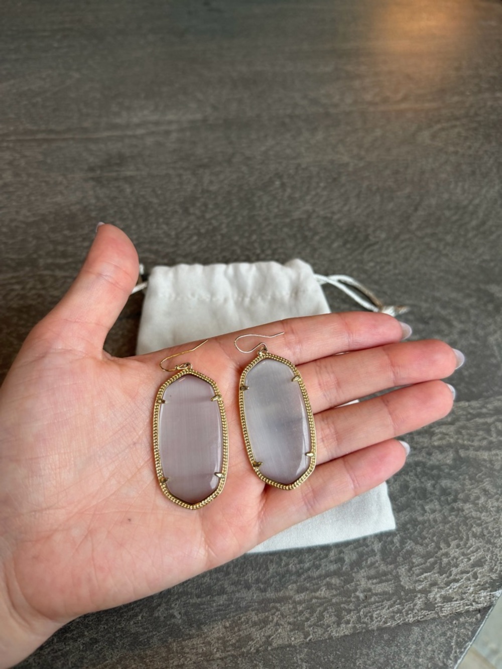 Kendra Scott Drop Earrings - Picture 4 of 5